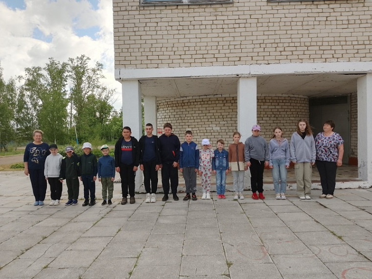 Тема первого дня: "Детство - это ТЫ и Я"..